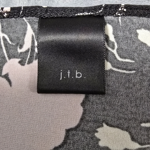 2/$30 j.t.b. Y2K Floral Black and Pink Babydoll‎ Sleeveless Women's Top Size M - Picture 5 of 8